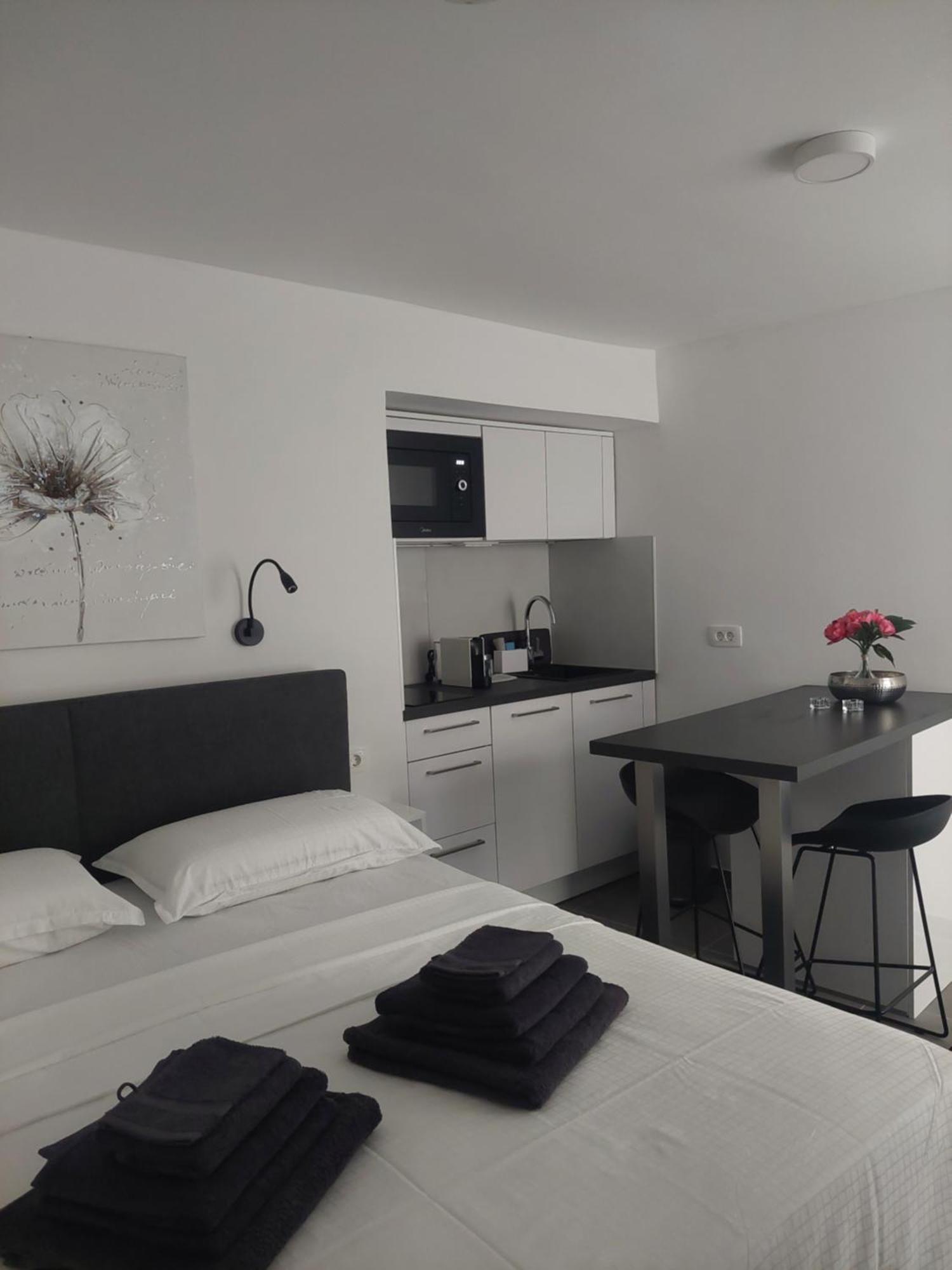 Apartments R&B Baska  Ngoại thất bức ảnh